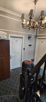 retro silent boutique hotel