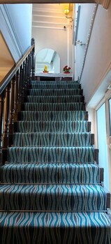 retro silent boutique hotel
