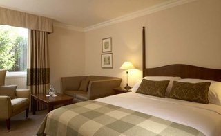 Castle Hotel Windsor,Slough>>London,4 star