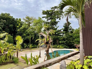 Dalung Tropical,,3 star