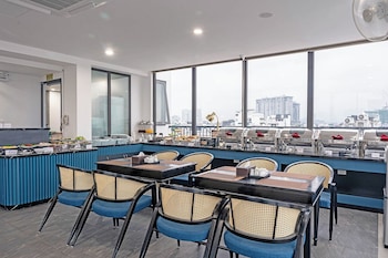 a25 premium hotel 36 giang van minh