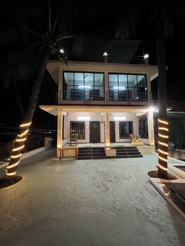 iira stays ocean bliss