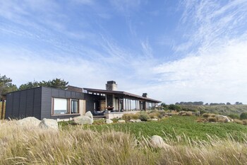 Hotel Alaia,Cardenal Caro Province>>Pichilemu,4 star