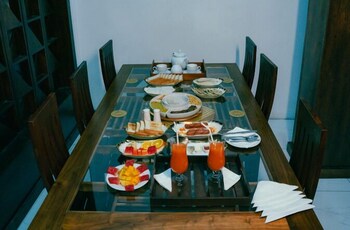 fogy ella hotel