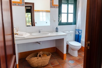 Apartamentos Los Alamos De El Pedroso,,2 star
