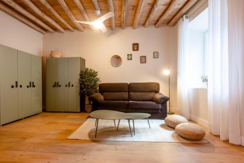 hospederia boho granada by eme hoteles