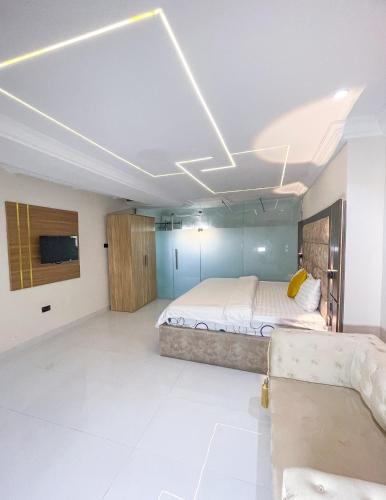 oasis hotel and suites