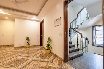 haris court hotels and banquets dlf phase3