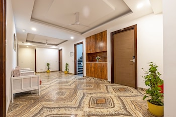 haris court hotels and banquets dlf phase3