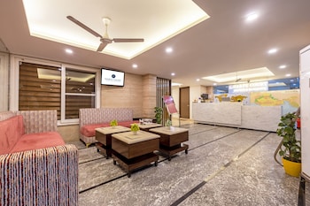 haris court hotels and banquets dlf phase3