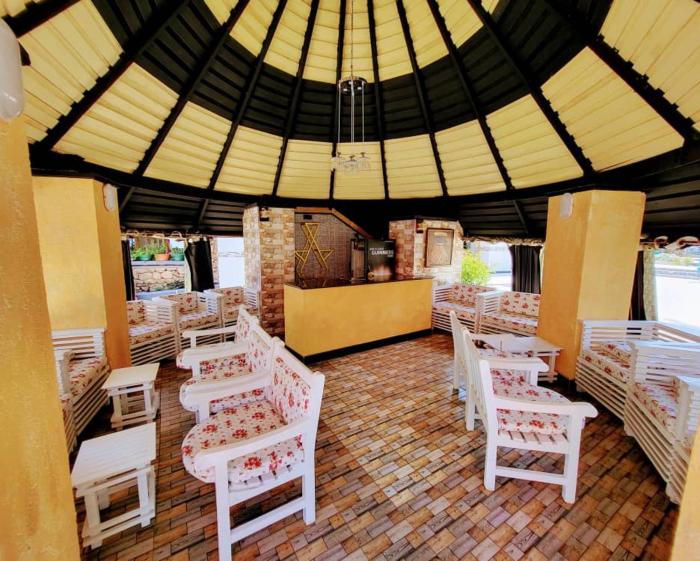 rusty rock beach resort and spa