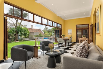 Disandt House By Neighbourgood,,3 star