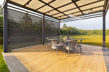 elivaas levante farms 5 bhk villa