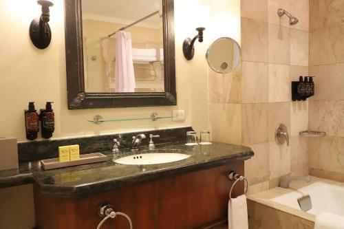pierre mundo imperial all inclusive