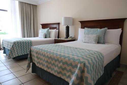 pierre mundo imperial all inclusive