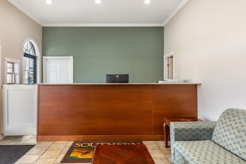 Southern Lodge 601,,4 star