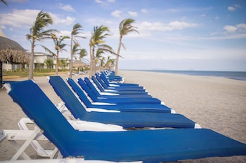 ventanas del mar by playa caracol resort