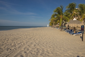 ventanas del mar by playa caracol resort