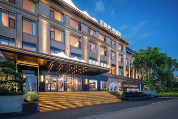 kunming hulanjian healing resort hotel
