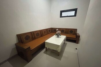 oyo 95075 matoorstay syariah