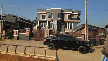 de dons villa