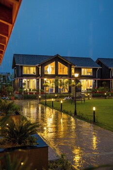 elivaas esh cottages