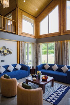 elivaas esh cottages
