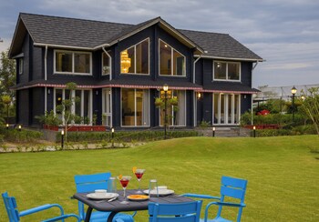 elivaas esh cottages