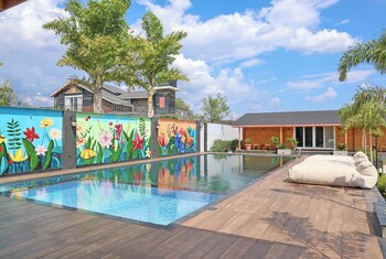 elivaas esh cottages
