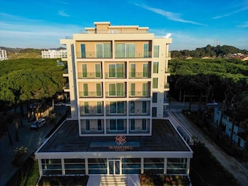 skanderbeg resort