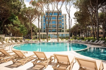 Skanderbeg Resort,,3 star