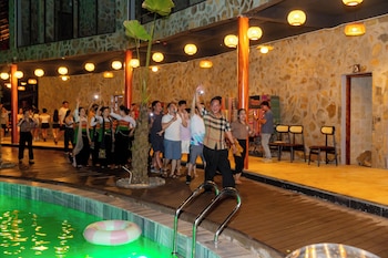 Halora Puluong Retreat,,3 star