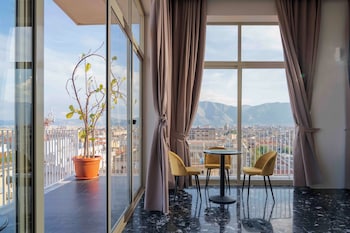 skyline boutique hotel