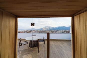 skyline boutique hotel