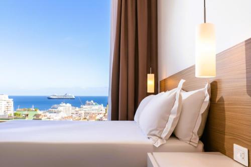 skyline boutique hotel