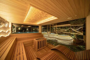 rendezvous wellness and resort