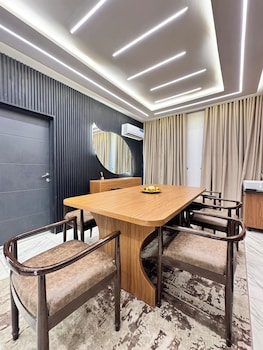 Lumora Apartments,,3 star