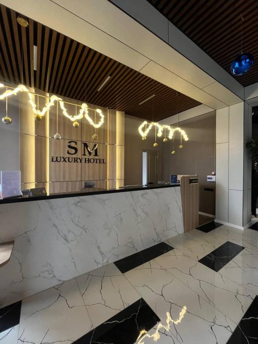sm luxury hotel