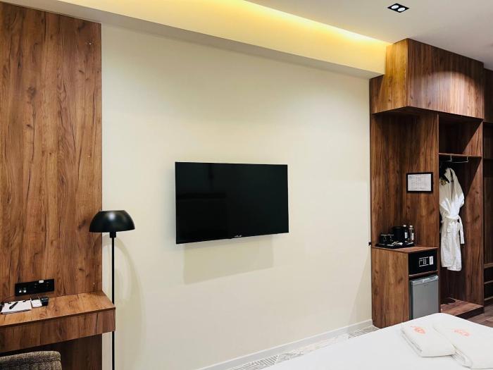 sm luxury hotel