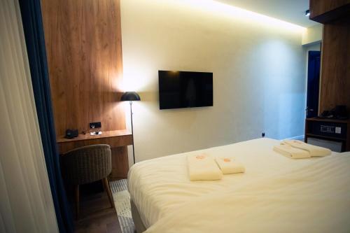 sm luxury hotel