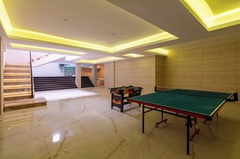 elivaas gardenia 4 bhk farmhouse
