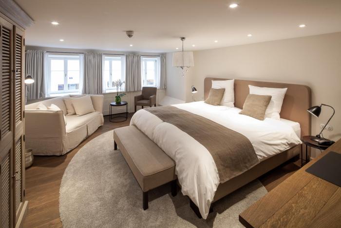 boutique hotel adara