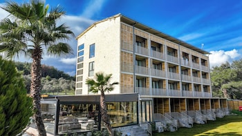 garrya romo hotel