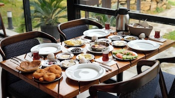 garrya romo hotel