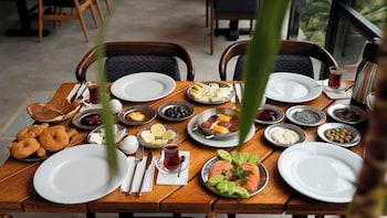 garrya romo hotel