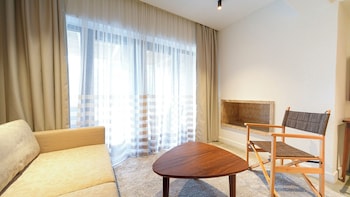 garrya romo hotel
