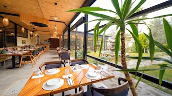 garrya romo hotel