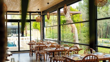 garrya romo hotel