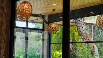 garrya romo hotel