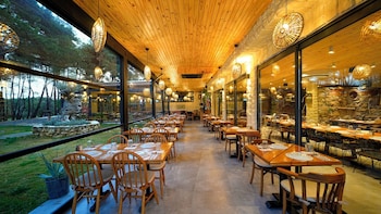 garrya romo hotel